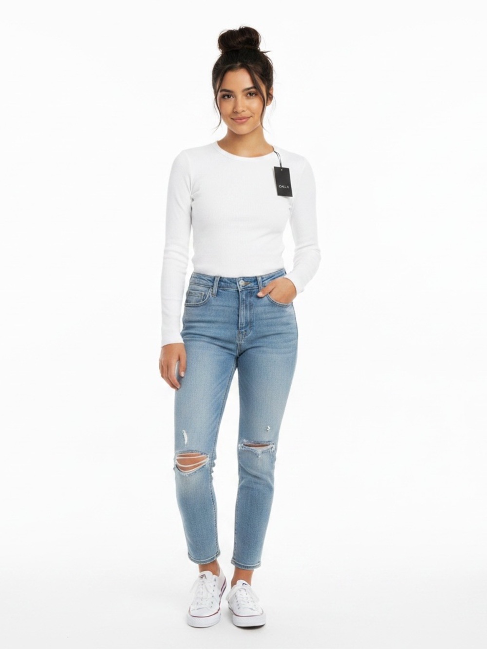 CALIA by Carrie Underwood White Long-Sleeve Crop Top